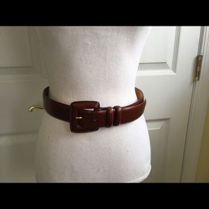 Ladies leather belt